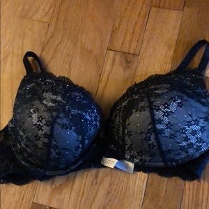 Victoria’s Secret Dream Angels Push-Up Bra